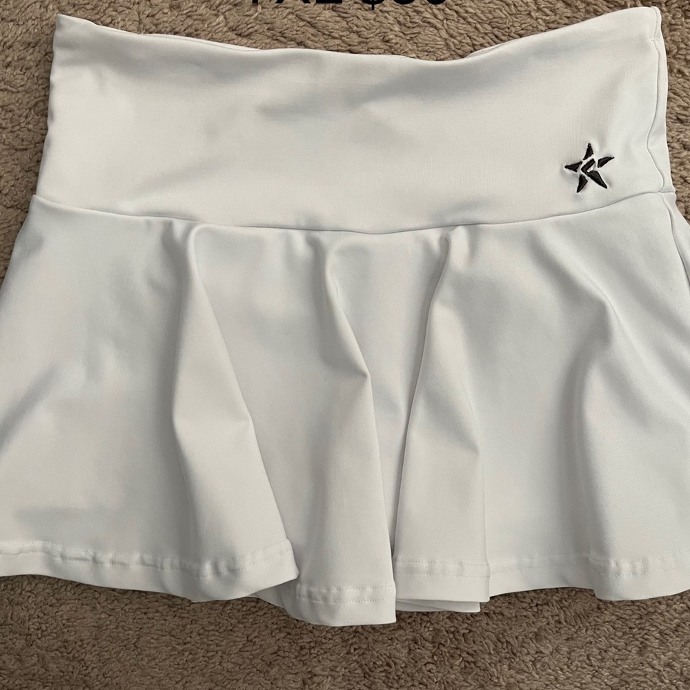 Rebel YXL legendary flouncy in white